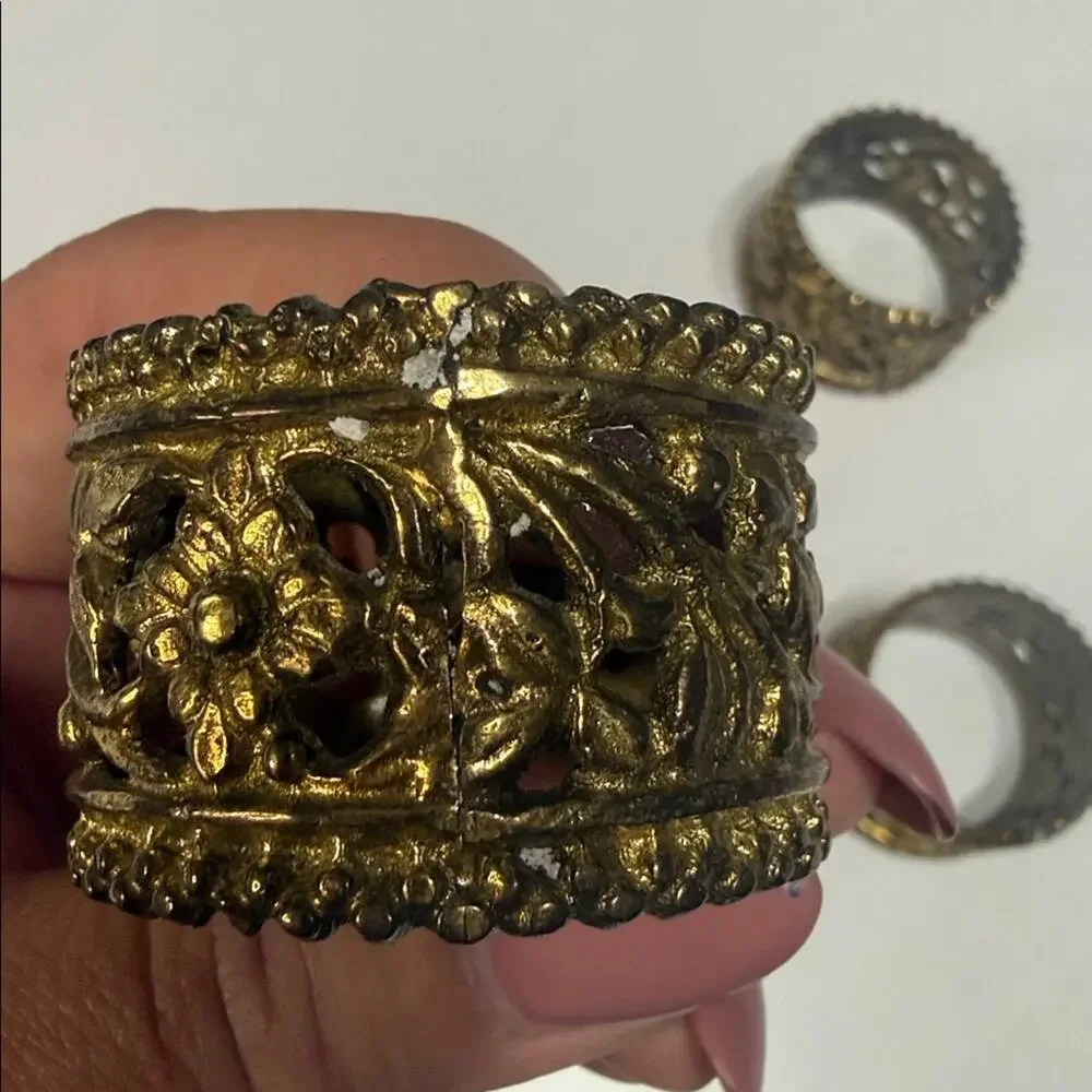 Vintage Set of 4 1980 Era Brass Filigree Napkin Rings Set of 4